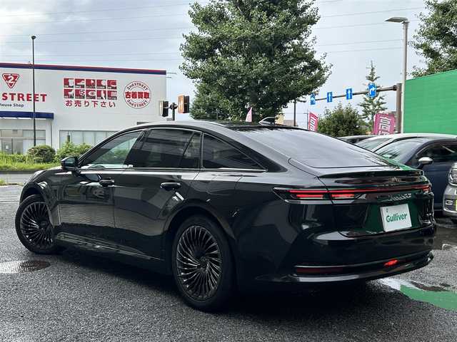 トヨタ クラウン Z 東京都 2024(令6)年 0.9万km プレシャスブラックパール ワンオーナー/純正ディスプレイオーディオ(ナビ機能付き)/(フルセグＴＶ/BT/USB/Miracast)/全方位カメラ/デジタルインナーミラー/パドルシフト/革巻きステアリング/レーダークルーズコントロール/ステアリングスイッチ/チルトテレスコピック機能/TVキャンセラー/コーナーセンサー/置くだけ充電機能/パノラミックビューモニター/アドバンスドパーク/電動パーキングブレーキ/オートホールド/LDA/BSM/PCS/PDA/RCTA/PKSB/SEA/AVSP/RSA/FCTA/全席パワーシート/運転席メモリーシート/全席シートヒーター/全席エアシート/後席マッサージシート/後席タッチパネル/リアプライバシーガラス/電動リアゲート/電動リアサンシェード/ヘッドアップディスプレイ/ETC2.0/AC100V電源/オートハイビーム/オートライト/フォグランプ/LED/AFS/電動格納ウインカーミラー/パワーバックドア/横滑り防止機能/オートエアコン/レザーシート/ISOFIX/新車時保証書/取扱説明書/スペアキー