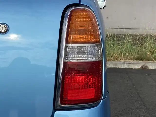 ダイハツ ミラ ジーノ 静岡県 2002(平14)年 8.7万km ライトブルー 社外ディスプレイオーディオ(FH-780DVD)/　AM FM CD DVD/本木製/革巻きステアリング/丸型ハロゲンヘッドランプ/ベージュチェック柄ファブリックシート/純正フロアマット/リモコンキー/スペアキー有/マニュアルエアコン/取扱説明書/ブラウン木目調センターパネル/13インチ白アルミホイール