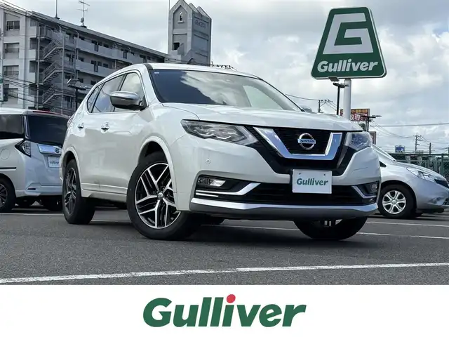 日産 エクストレイル モードプレミア ハイコントラストインテリア 大分県 2017(平29)年 6.1万km ブリリアントホワイトパール ・純正メモリーナビ/AM/FM/CD/DVD/Bluetooth/フルセグTV/・バックカメラ/・テレビキャンセラー/・ETC/・パワーバックドア/・全席シートヒーター/・カプロンシート/・アイドリングストップ/・プッシュスタート/・スマートキー/・LEDヘッドライト/・革巻きステアリング/・ステアリングスイッチ