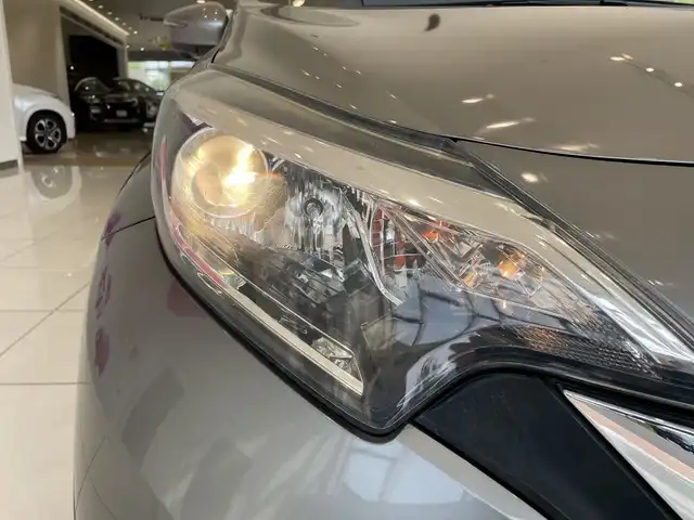 日産 ノート e－パワー X 埼玉県 2016(平28)年 5.9万km ダークメタルグレー エマージェンシーブレーキ　/純正メモリナビ/　　CD/BT/フルセグ　/アラウンドビューモニター　/ステアリング　/デジタルインナーミラー　/ETC