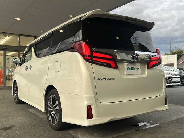 トヨタ アルファード S Cパッケージ 京都府 2019(令1)年 8.9万km ラグジュアリーホワイトパールクリスタルシャインガラスフレーク ワンオーナー /10インチ純正SDナビ/  (NSZN-Z68T)/12.1型フリップダウンモニター/  (V12T-R68C)/Bluetooth/CD/DVD再生機能有/本革/メモリーパワーシート/シートヒーター/エアシート/ステアリングヒーター /オットマン/BSM /禁煙 /両側パワースライドドア /前後コーナーセンサー /LEDヘッドライト /フロントフォグランプ/オートライト/オートマチックハイビーム/クルコン追従有 /レーンキープアシスト /前後ドライブレコーダー/純正AW18インチ/デジタルインナーミラー/ウィンカーミラー/アイドリングストップ/クリアランスソナー/フルセグTV/ドライブレコーダー