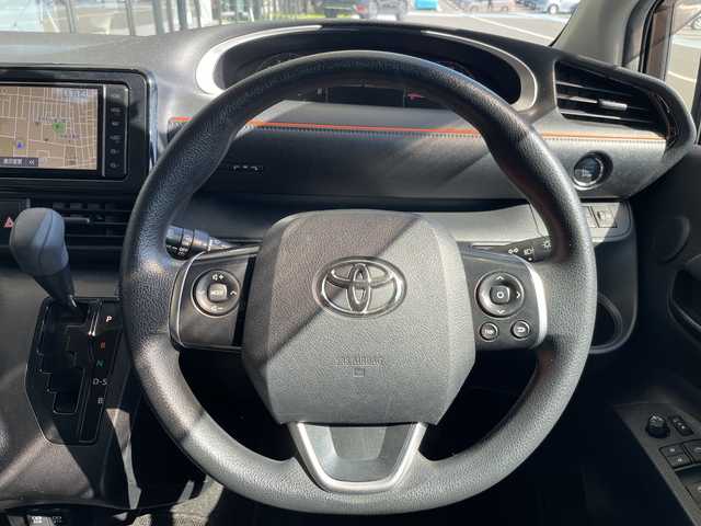 トヨタ シエンタ ファンベースX 愛知県 2019(令1)年 2.9万km ヴィンテージブラウンパールクリスタルシャイン SDナビ/バックカメラ/片側パワースライド/オートマチックハイビーム/ETC/衝突軽減システム/フルセグ/CD DVD/Bluetooth/ステアリングスイッチ/スマートキー/プッシュスタート