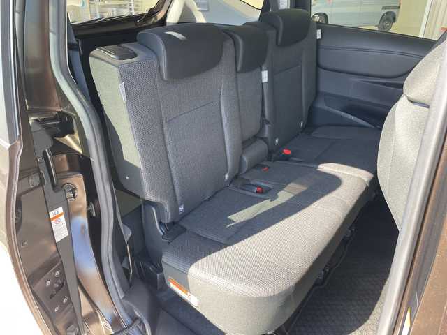 トヨタ シエンタ ファンベースX 愛知県 2019(令1)年 2.9万km ヴィンテージブラウンパールクリスタルシャイン SDナビ/バックカメラ/片側パワースライド/オートマチックハイビーム/ETC/衝突軽減システム/フルセグ/CD DVD/Bluetooth/ステアリングスイッチ/スマートキー/プッシュスタート