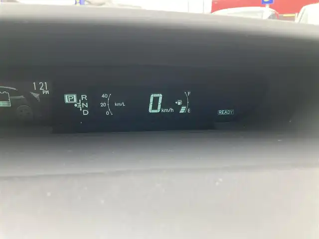 トヨタ プリウス L 静岡県 2013(平25)年 8.5万km スーパーホワイトⅡ (株)IDOMが運営する【じしゃロン焼津店】の自社ローン専用車両になります。こちらは現金またはオートローンご利用時の価格です。自社ローンご希望の方は別途その旨お申付け下さい /純正メモリナビ/（ワンセグＴＶ/Ｂｌｕｅｔｏｏｔｈ接続/ＣＤ/ミュージックサーバー）/バックカメラ/ＥＴＣ/プッシュスタート/オートライト