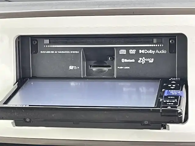 ダイハツ ムーヴ キャンバス G メイクアップ VS SAⅢ 千葉県 2022(令4)年 3.5万km パールホワイトⅢ/ナチュラルベージュマイカメタリック 2トーン 禁煙車/スマートアシストIII/・衝突回避支援ブレーキ/・オートハイビーム/・前後誤発進抑制機能/・先行車発進お知らせ機能/・車線はみ出し警報/・エマージェンシーストップシグナル/両側パワースライドドア/純正7インチナビ/CD/DVD/Bluetooth/フルセグ/アラウンドビューモニター/LEDオートライト/オートハイビーム/シートヒーター/アイドリングストップ/USBポート/プッシュスタート/スマートキー