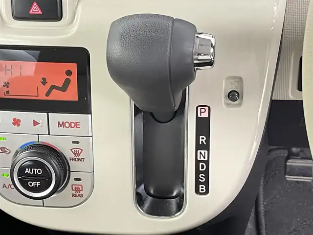 ダイハツ ムーヴ キャンバス G メイクアップ VS SAⅢ 千葉県 2022(令4)年 3.5万km パールホワイトⅢ/ナチュラルベージュマイカメタリック 2トーン 禁煙車/スマートアシストIII/・衝突回避支援ブレーキ/・オートハイビーム/・前後誤発進抑制機能/・先行車発進お知らせ機能/・車線はみ出し警報/・エマージェンシーストップシグナル/両側パワースライドドア/純正7インチナビ/CD/DVD/Bluetooth/フルセグ/アラウンドビューモニター/LEDオートライト/オートハイビーム/シートヒーター/アイドリングストップ/USBポート/プッシュスタート/スマートキー