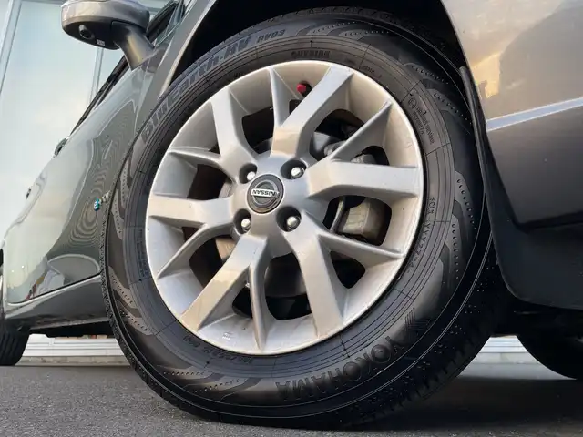 日産 ノート e－パワー X 神奈川県 2019(令1)年 1.8万km ダークメタルグレー 純正ＳＤナビ　Bluetooth/iPod/CD/DVD　/フルセグＴＶ　/全方位カメラ　/ＥＴＣ　/前後ドライブレコーダー　/前後コーナーセンサー　/SUPER CAT(SCRX-R203)レーダー　/純正アルミホイール　/純正フロアマット　/スマートキー　/衝突被害軽減システム