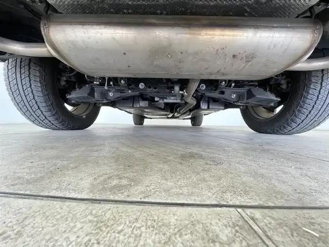 トヨタ ＲＡＶ４ アドベンチャー オフロードPKG 千葉県 2022(令4)年 4万km グレーメタリック 禁煙車　/JAOSエアロ/純正９型ディスプレイオーディオ（ナビ機能あり）/AM＆FM＆Bluetooth＆フルセグTV　/トヨタセーフティセンス/レーダークルーズコントロール/ブラインドスポットモニター　/衝突軽減ブレーキ　/オートハイビーム　/電子インナーミラー　/シートヒーター　/シートベンチレーション/ダウンヒルアシストコントロール/ビルトインＥＴＣ/運転席パワーシート（メモリー機能付）/レザーシート/電動トランク/LEDヘッドライト（オートライト付き）/ステアリングヒーター/バックカメラ/アイドリングストップ/ウィンカーミラー/純正ドアバイザー/プッシュスタート/純正フロアマット