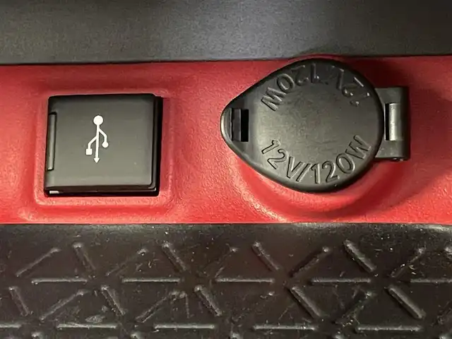 トヨタ ＲＡＶ４ アドベンチャー オフロードPKG 千葉県 2022(令4)年 4万km グレーメタリック 禁煙車　/JAOSエアロ/純正９型ディスプレイオーディオ（ナビ機能あり）/AM＆FM＆Bluetooth＆フルセグTV　/トヨタセーフティセンス/レーダークルーズコントロール/ブラインドスポットモニター　/衝突軽減ブレーキ　/オートハイビーム　/電子インナーミラー　/シートヒーター　/シートベンチレーション/ダウンヒルアシストコントロール/ビルトインＥＴＣ/運転席パワーシート（メモリー機能付）/レザーシート/電動トランク/LEDヘッドライト（オートライト付き）/ステアリングヒーター/バックカメラ/アイドリングストップ/ウィンカーミラー/純正ドアバイザー/プッシュスタート/純正フロアマット