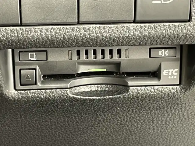 トヨタ ＲＡＶ４ アドベンチャー オフロードPKG 千葉県 2022(令4)年 4万km グレーメタリック 禁煙車　/JAOSエアロ/純正９型ディスプレイオーディオ（ナビ機能あり）/AM＆FM＆Bluetooth＆フルセグTV　/トヨタセーフティセンス/レーダークルーズコントロール/ブラインドスポットモニター　/衝突軽減ブレーキ　/オートハイビーム　/電子インナーミラー　/シートヒーター　/シートベンチレーション/ダウンヒルアシストコントロール/ビルトインＥＴＣ/運転席パワーシート（メモリー機能付）/レザーシート/電動トランク/LEDヘッドライト（オートライト付き）/ステアリングヒーター/バックカメラ/アイドリングストップ/ウィンカーミラー/純正ドアバイザー/プッシュスタート/純正フロアマット