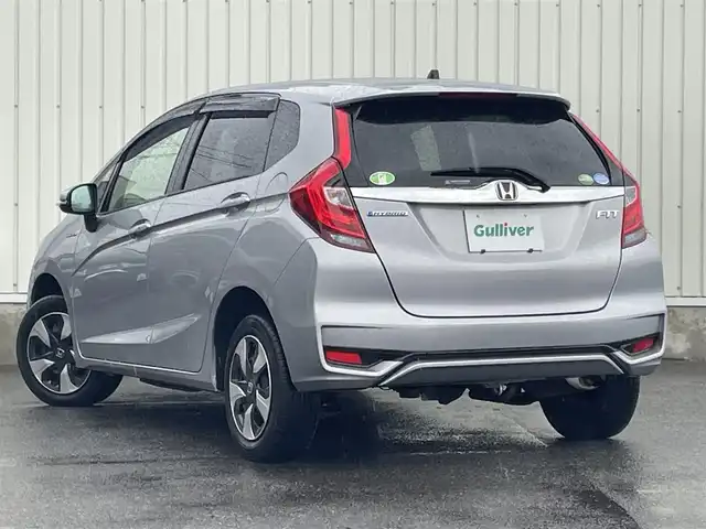 ホンダ フィット ハイブリット F 山形県 2017(平29)年 7.8万km ルナシルバーM 4WD/ホンダセンシング/メモリナビ/　　【CD USB AUX】/レーダークルーズコントロール/ワイパーデアイサー/電動格納ウィンカーミラー/スマートキー/ETC