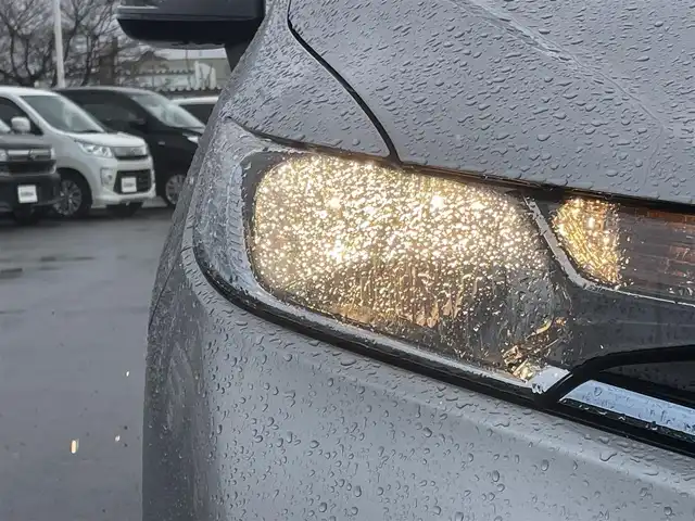 ホンダ フィット ハイブリット F 山形県 2017(平29)年 7.8万km ルナシルバーM 4WD/ホンダセンシング/メモリナビ/　　【CD USB AUX】/レーダークルーズコントロール/ワイパーデアイサー/電動格納ウィンカーミラー/スマートキー/ETC