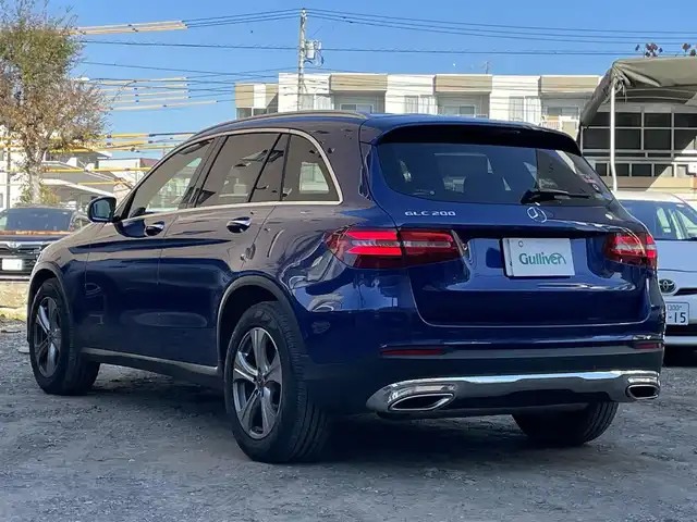 メルセデス・ベンツ ＧＬＣ２００ 東京都 2018(平30)年 1.2万km ブリリアントブルーM ターボ/純正HDDナビ/　(フルセグTV/Bluetooth/USB)/COMANDシステム/・8.4インチワイドディスプレイ/・COMANDコントローラー/タッチパッド/・音声認識機能/全方位モニター/ビルトインETC/前後ドライブレコーダー/前席パワーシート/前席シートヒーター/パワーバックドア/レーダーセーフティーパッケージ/・アクティブディスタンスアシストディストロニック(全自動再発進機能付)/・アクティブステアリングアシスト/・アクティブレーンチェンジングアシスト/・アクティブブレーキアシスト(歩行者/飛び出し検知機能付)/・PRE-SAFE/・緊急回避補助システム/・渋滞時緊急ブレーキ機能/・アクティブブラインドスポットアシスト/・アクティブレーンキーピングアシスト/・リアCPA(被害軽減ブレーキ付後方衝突警告システム)/・トラフィックサインアシスト/横滑り防止機能/スマートキー/パドルシフト/シルバールーフレール/純正18インチアルミホイール/オートライト/純正LEDヘッドライト/カーテンエアバッグ/スペアキー1本/保証書/取扱説明書