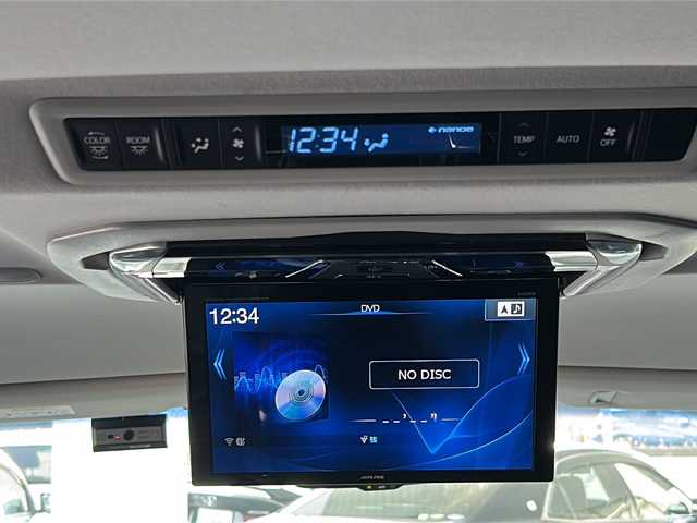 トヨタ ヴェルファイア Z Gエディション 岐阜県 2019(平31)年 3.4万km ホワイトパールクリスタルシャイン ワンオーナー/ALPINE11インチメモリーナビ/フルセグTV/DVD/CD/SD/USB/Bluetooth/ドライブレコーダー/HDMI/ビルトインETC/革シート/ALPINEフリップダウンモニター/シルクブレイズ　フロントスポイラー/パワーバックドア/電動シート/電動オットマン/シートメモリー/両側パワースライドドア/レーダークルーズコントロール/プッシュスタート/ステアリングヒーター/オートハイビーム/オートライト/オートエアコン/３列シート/後席サンシェード/クリアランスソナー/レーントレーシングアシスト/パーキングサポートブレーキ/プリクラッシュセーフティー/ECOMODE/ロードサインアシスト/NANOE/先行発進告知/BRAKEHOLD