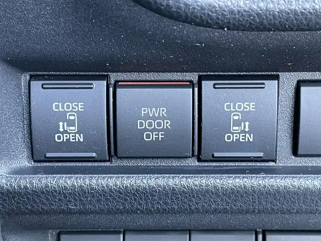 トヨタ シエンタ Z 東京都 2023(令5)年 2.3万km アーバンカーキ コンフォートパッケージ　/純正コネクトナビプラス　/ＴＶ・ＣＤ／ＤＶＤ・ＨＤＭＩ・Ｂｌｕｅｔｏｏｔｈ　/バックモニター　/天井サーキュレーター　/プリクラッシュセーフティ/ブラインドスポットモニター/レーンディパーチャーアラート/レーダークルーズコントロール/両側電動スライドドア　/ビルトインＥＴＣ2.0　/純正アルミホイール