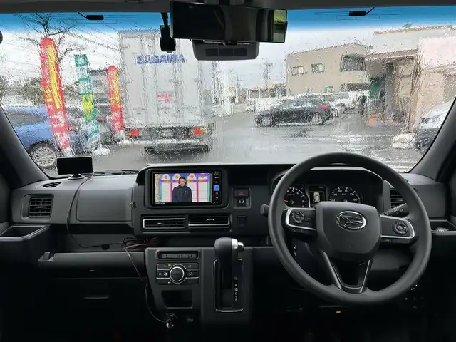 ダイハツ アトレー バン RS 長野県 2022(令4)年 0.9万km シャイニングホワイトパール フルセグテレビ/AM/FM/Bluetooth/iPod/USB/バックカメラ/アイドリングストップ/ETC/両側パワースライドドア/ドアバイザー/プッシュスタート/クルーズコントロール/スペアキー/コーナーセンサー/LEDヘッドライト/オートハイビーム/純正フロアマット/4WD/パワーウィンドウ