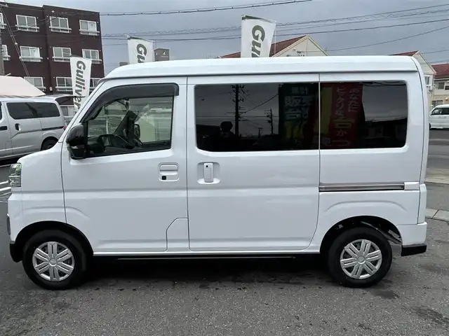 ダイハツ アトレー バン RS 長野県 2022(令4)年 0.9万km シャイニングホワイトパール フルセグテレビ/AM/FM/Bluetooth/iPod/USB/バックカメラ/アイドリングストップ/ETC/両側パワースライドドア/ドアバイザー/プッシュスタート/クルーズコントロール/スペアキー/コーナーセンサー/LEDヘッドライト/オートハイビーム/純正フロアマット/4WD/パワーウィンドウ