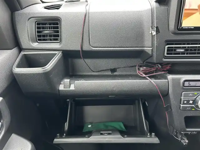 ダイハツ アトレー バン RS 長野県 2022(令4)年 0.9万km シャイニングホワイトパール フルセグテレビ/AM/FM/Bluetooth/iPod/USB/バックカメラ/アイドリングストップ/ETC/両側パワースライドドア/ドアバイザー/プッシュスタート/クルーズコントロール/スペアキー/コーナーセンサー/LEDヘッドライト/オートハイビーム/純正フロアマット/4WD/パワーウィンドウ