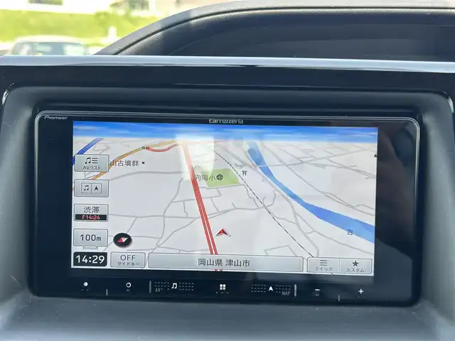 トヨタ ノア Si 岡山県 2014(平26)年 6.5万km ブラック 純正ナビ/フルセグTV、CD、DVD、Bluetooth、AM、FM/バックカメラ/ビルトインETC/両側パワースライドドア/スマートキー/プッシュスタート