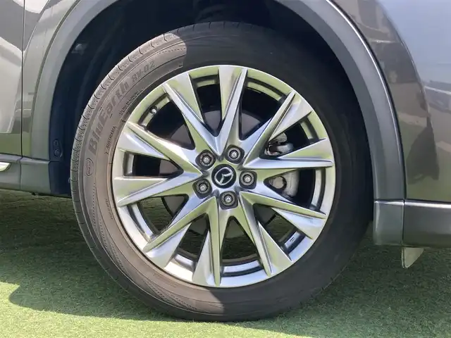 マツダ ＣＸ－８ XD Lパッケージ 香川県 2018(平30)年 4.3万km マシーングレープレミアムM 登録時走行距離：43035km/メーカー純正ナビ/　CD DVD BT フルセグTV/全方位カメラ/衝突被害軽減装置/レーンキープアシスト/レーダークルーズコントロール/クリアランスソナー/ブラインドスポットモニター/ヘッドアップディスプレイ/パワーバックドア/LEDヘッドライト/オートライト/フォグランプ/リアフォグ/こげ茶レザーシート/シートヒーター/パワーシート/シートメモリ/革巻きステアリング/ステアリングスイッチ/ステアリングヒーター/電子パーキングブレーキ/MTモード付AT/パドルシフト/アルミペダル/ETC/前後ドライブレコーダー/ロールサンシェード/プッシュスタート/スマートキー/スペアキー
