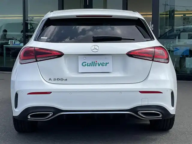 メルセデス・ベンツ Ｍ・ベンツ Ａ２００ｄ AMGライン 東京都 2019(令1)年 2.9万km ポーラホワイト レーダーセーフティパッケージ/純正ナビ/バックカメラ/シートヒーター/ハーフレザーシート/パワーシート/パドルシフト/ドライブレコーダー/ETC2.0/アクティブブレーキアシスト/アテンションアシスト/ブラインドスポットモニター/レーントレーシングアシスト/カメラ＆パーキング/純正18インチAW