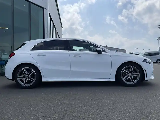 メルセデス・ベンツ Ｍ・ベンツ Ａ２００ｄ AMGライン 東京都 2019(令1)年 2.9万km ポーラホワイト レーダーセーフティパッケージ/純正ナビ/バックカメラ/シートヒーター/ハーフレザーシート/パワーシート/パドルシフト/ドライブレコーダー/ETC2.0/アクティブブレーキアシスト/アテンションアシスト/ブラインドスポットモニター/レーントレーシングアシスト/カメラ＆パーキング/純正18インチAW