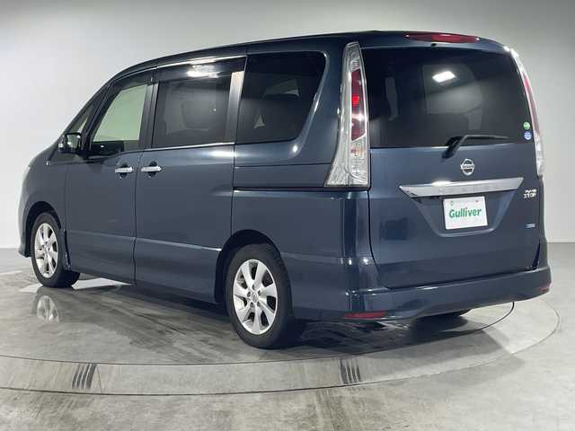 日産 セレナ ハイウェイスター Vセレクション 福岡県 2012(平24)年 12.3万km スチールブルー 純正メモリナビ/・CD/DVD/BT/フルセグTV/・バックモニター/純正フリップダウンモニター/両側パワースライドドア/クルーズコントロール/ETC/スマートキー/・プッシュスタート/・スペアキー/革巻きステアリング/純正16インチアルミホイール/純正フロママット