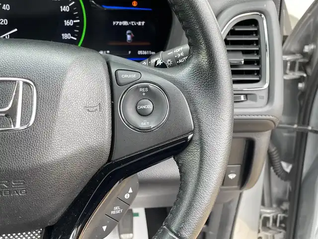 ホンダ ヴェゼル ハイブリッド Z 宮崎県 2014(平26)年 5.4万km ティンテッドシルバーM 衝突軽減ブレーキ　/純正ナビ/ＬＥＤ　/ＥＴＣ　/フルセグＴＶ　/クルーズコントロール　/スマートキー　/純正フロアマット　/純正アルミホイール　/ハーフレザー　/シートヒーター　/パドルシフト　/ドアバイザー
