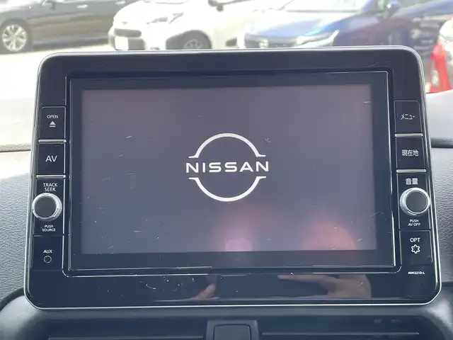 日産 ルークス ハイウェイスター X 長崎県 2022(令4)年 6.9万km フローズンバニラパール アラウンドビューモニター/純正9型ナビ/（フルセグ・DVD・SD・BT)/エマージェンシーブレーキ/レーンキープアシスト/クリアランスソナー/スペアキー/アイドリングストップ/左パワースライドドア/ドライブレコーダー/LEDヘッドライト/ステアリングスイッチ/オートライト/純正フロアマット/ETC