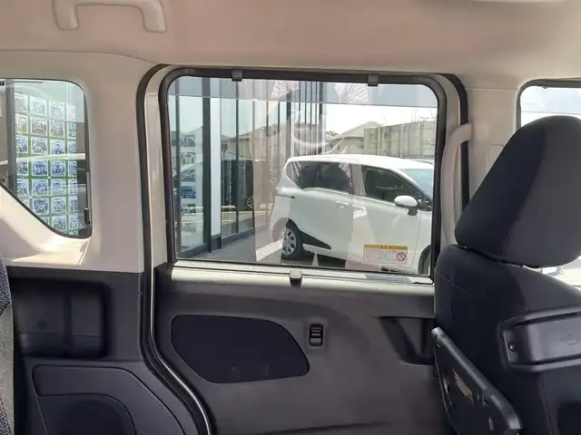 日産 ルークス ハイウェイスター X 長崎県 2022(令4)年 6.9万km フローズンバニラパール アラウンドビューモニター/純正9型ナビ/（フルセグ・DVD・SD・BT)/エマージェンシーブレーキ/レーンキープアシスト/クリアランスソナー/スペアキー/アイドリングストップ/左パワースライドドア/ドライブレコーダー/LEDヘッドライト/ステアリングスイッチ/オートライト/純正フロアマット/ETC