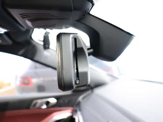 ＢＭＷ Ｘ６ xDrive35d Mスポーツ 静岡県 2020(令2)年 7.5万km ミネラルホワイト 赤革/サンルーフ/harman/kardon/純正ナビ/フルセグTV/HUD/ACC/LKA/BSM/衝突軽減ブレーキ/コンフォートパッケージ/・ベンチレーション/・シートヒーター/・マッサージ/プラスパッケージ/純正21インチAW