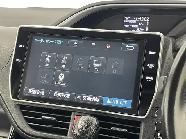トヨタ ヴォクシー ZS 煌Ⅱ 埼玉県 2016(平28)年 7.4万km アイスチタニウムマイカメタリック 純正１０インチナビ　フリップダウンモニター　バックカメラ　セーフティセンスＣ　両側パワースライドドア　ドライブレコーダー　ビルトインＥＴＣ　ＨＩＤライト　純正アルミホイール　オートハイビーム　地デジ