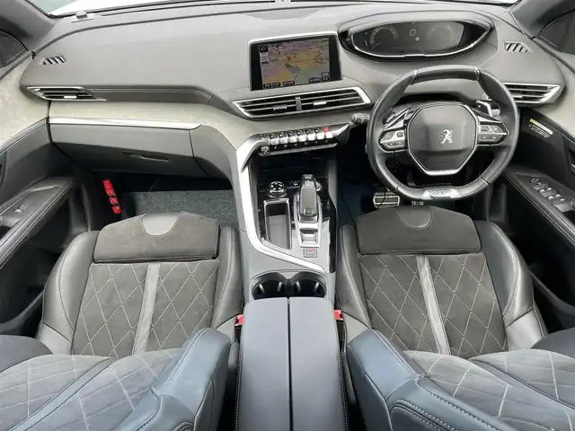 プジョー ３００８ GT ブルー HDi 滋賀県 2018(平30)年 7.8万km パール 8型純正ナビ/Bluetooth/Apple Car Play/USB/全方位カメラ/追従クルーズコントロール/サンルーフ/シートヒーター/ハーフレザーシート/ワイヤレス充電/LEDヘッドライト/ETC/ブラインドスポットモニター/電動リアゲート/前後ソナー/MTモード付AT/純正18インチAW