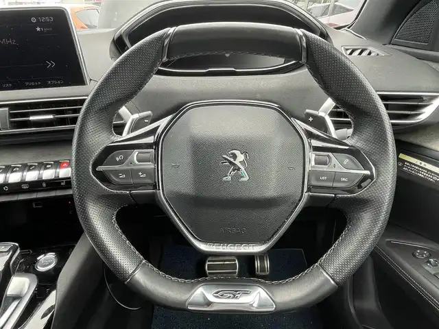 プジョー ３００８ GT ブルー HDi 滋賀県 2018(平30)年 7.8万km パール 8型純正ナビ/Bluetooth/Apple Car Play/USB/全方位カメラ/追従クルーズコントロール/サンルーフ/シートヒーター/ハーフレザーシート/ワイヤレス充電/LEDヘッドライト/ETC/ブラインドスポットモニター/電動リアゲート/前後ソナー/MTモード付AT/純正18インチAW