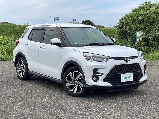 トヨタ ライズ Z 新潟県 2020(令2)年 5.7万km シャイニングホワイトパール 4WD/純正9インチSDナビ(NSZT-Y68T)/CD/DVD/BT/フルセグテレビ/全方位カメラ/ETC/衝突被害軽減ブレーキ/レーンキープアシスト/レーダークルーズコントロール/シートヒーター /MTモード付きAT/ステアリングスイッチ/コーナーセンサー/スマートキー/プッシュスタート/LEDヘッドライト/オートライト/オートハイビーム/フォグランプ/純正17インチアルミホイール