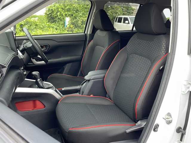 トヨタ ライズ Z 新潟県 2020(令2)年 5.7万km シャイニングホワイトパール 4WD/純正9インチSDナビ(NSZT-Y68T)/CD/DVD/BT/フルセグテレビ/全方位カメラ/ETC/衝突被害軽減ブレーキ/レーンキープアシスト/レーダークルーズコントロール/シートヒーター /MTモード付きAT/ステアリングスイッチ/コーナーセンサー/スマートキー/プッシュスタート/LEDヘッドライト/オートライト/オートハイビーム/フォグランプ/純正17インチアルミホイール