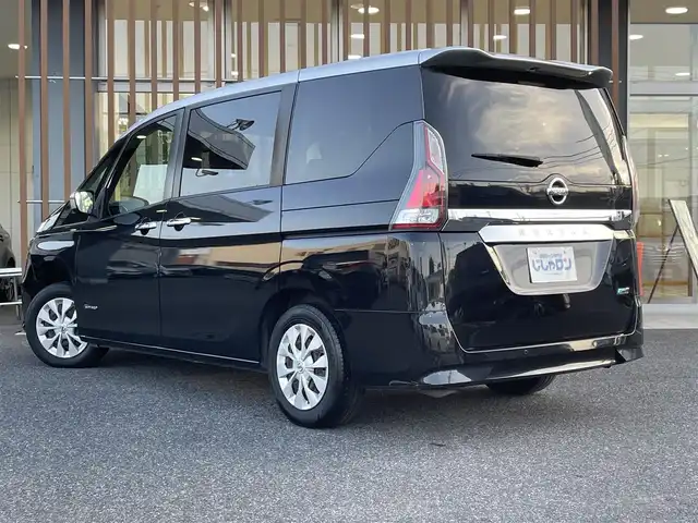 日産 セレナ X VセレクションⅡ 鳥取県 2017(平29)年 10.6万km ダイヤモンドブラック 2トーン (株)IDOMが運営する【じしゃロン鳥取店】の自社ローン専用車両になります。こちらは現金またはオートローンご利用時の価格です。自社ローンご希望の方は別途その旨お申付け下さい/ツートンカラー/純正ナビ（MM316D-W）/・フルセグ/CD/DVD/BT/全方位カメラ/両側パワースライドドア/エマージェンシーブレーキ/LEDオートライト/ステアリングスイッチ/クルーズコントロール/前後クリアランスソナー/パーキングアシスト搭載/ETC/スマートキー×2/プッシュスタート