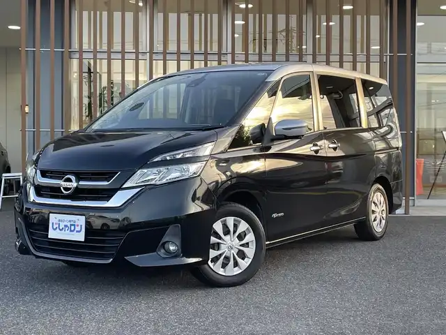日産 セレナ X VセレクションⅡ 鳥取県 2017(平29)年 10.6万km ダイヤモンドブラック 2トーン (株)IDOMが運営する【じしゃロン鳥取店】の自社ローン専用車両になります。こちらは現金またはオートローンご利用時の価格です。自社ローンご希望の方は別途その旨お申付け下さい/ツートンカラー/純正ナビ（MM316D-W）/・フルセグ/CD/DVD/BT/全方位カメラ/両側パワースライドドア/エマージェンシーブレーキ/LEDオートライト/ステアリングスイッチ/クルーズコントロール/前後クリアランスソナー/パーキングアシスト搭載/ETC/スマートキー×2/プッシュスタート