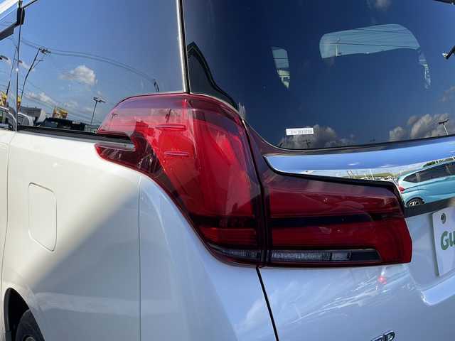 トヨタ アルファード S タイプゴールド 新潟県 2020(令2)年 5.7万km ホワイトパールクリスタルシャイン 純正ナビ（Bluetooth/DTV/FM/AM）/フルセグテレビ/バックカメラ/フリップダウンモニター/サンルーフ/両側パワースライドドア/ETC2.0/トヨタセーフティーセンス/前後ドラレコ/ハーフレザー/NANOE/LEDライト/デジタルインナーミラー