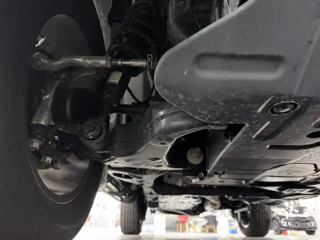 トヨタ ランドクルーザー ２５０ ZX 三重県 2024(令6)年 0.6万km アバンギャルドブロンズメタリック ディーゼル・ターボ/パートタイム4WD/MTモード付フロア8AT/12.3インチナビ/（AM/FM/TV/Bluetooth/USB/iPod/CarPlay/AndroidAuto/Miracast）/パノラミックビューモニター/JBLプレミアムサウンドシステム（14スピーカー）/モデリスタ シグネチャーイルミブレード＆オーバーフェンダー/ドライブレコーダー前後/ETC2.0/Toyota Safety Sense/●PCS/●緊急時操舵支援＋FCTA：フロントクロストラフィックアラート＋LCA：レーンチェンジアシスト/●LTA/●AHS/●全車速追従機能付レーダークルコン/●RSA：ロードサインアシスト/●PDA：プロアクティブドライビングアシスト/・BSM：ブラインドスポットモニター＋SEA：安心降車アシスト＋AVSP：周辺車両接近時サポート（録画機能）/・ドライバーモニター/・PKSB/・トヨタチームメイト（アドバンストドライブ：渋滞時支援）/装備/・寒冷地仕様/・ムーンルーフ/・デジタルインナーミラー/・茶革シート/・冷暖シート（D/N/2nd）＋ステアリングヒーター/・ハンズフリーパワーバックドア/・カラーHUD/・左右＆後席独立オートエアコン/・パワーシート（Dメモリー付8way/N4way）/など