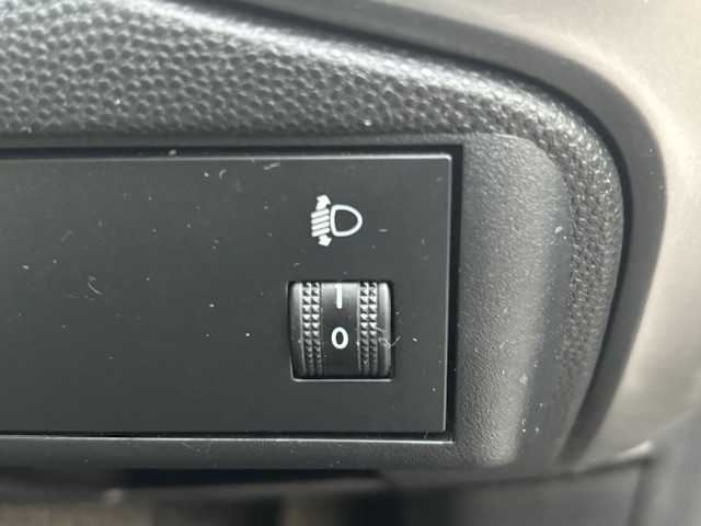 マツダ デミオ 13C 宮城県 2010(平22)年 11.6万km ラディアントエボニーマイカ 登録時走行距離１１５８３９ｋｍ/シートカバー/ステアリングカバー/レベライザー/電格ミラー/純正ワンセグナビ/AM/FM/iPad/ETC(社外)/スタッドレスタイヤ付き/夏タイヤAW付き