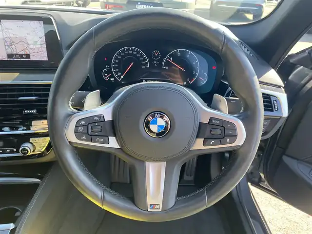 ＢＭＷ ５２３ｄ Mスポーツ 福岡県 2019(平31)年 7.9万km シルバー ・サンルーフ/・アクティブクルーズコントロール/・純正ナビ／ＵＳＢ／Ｂｌｕｅｔｏｏｔｈ/carplay/・全方位カメラ/・ハーフレザーシート/シートヒーター/エアシート/・フルセグ/・純正19AW/・LEDライト/・ディスプレイキー/・インテリジェントセーフティ