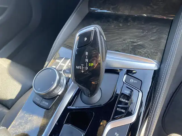 ＢＭＷ ５２３ｄ Mスポーツ 福岡県 2019(平31)年 7.9万km シルバー ・サンルーフ/・アクティブクルーズコントロール/・純正ナビ／ＵＳＢ／Ｂｌｕｅｔｏｏｔｈ/carplay/・全方位カメラ/・ハーフレザーシート/シートヒーター/エアシート/・フルセグ/・純正19AW/・LEDライト/・ディスプレイキー/・インテリジェントセーフティ