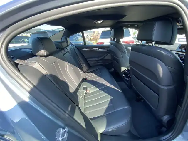 ＢＭＷ ５２３ｄ Mスポーツ 福岡県 2019(平31)年 7.9万km シルバー ・サンルーフ/・アクティブクルーズコントロール/・純正ナビ／ＵＳＢ／Ｂｌｕｅｔｏｏｔｈ/carplay/・全方位カメラ/・ハーフレザーシート/シートヒーター/エアシート/・フルセグ/・純正19AW/・LEDライト/・ディスプレイキー/・インテリジェントセーフティ