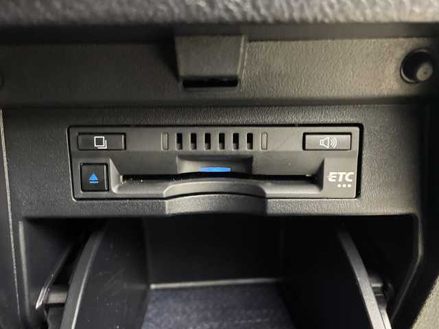 トヨタ ヴェルファイア Z Gエディション 鹿児島県 2020(令2)年 1.6万km パール 純正9インチナビゲーション/CD/DVD/SD/フルセグ/Bluetooth/デジタルインナーミラー/ローダウン/社外21インチアルミホイール/D/Nパワーシート/D/Nシートヒーター/D/Nベンチレーション/両側ぱわースライドドア/オットマン/モデリスタエアロ/ETC/純正フリップダウンモニター/LEDヘッドライト/ ブラインドスポットモニター/レーダークルーズコントロール/ビルトインETC