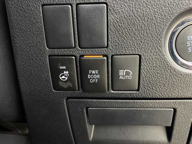 トヨタ ヴェルファイア Z Gエディション 鹿児島県 2020(令2)年 1.6万km パール 純正9インチナビゲーション/CD/DVD/SD/フルセグ/Bluetooth/デジタルインナーミラー/ローダウン/社外21インチアルミホイール/D/Nパワーシート/D/Nシートヒーター/D/Nベンチレーション/両側ぱわースライドドア/オットマン/モデリスタエアロ/ETC/純正フリップダウンモニター/LEDヘッドライト/ ブラインドスポットモニター/レーダークルーズコントロール/ビルトインETC