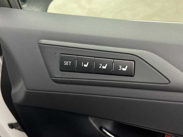 トヨタ ヴェルファイア Z Gエディション 鹿児島県 2020(令2)年 1.6万km パール 純正9インチナビゲーション/CD/DVD/SD/フルセグ/Bluetooth/デジタルインナーミラー/ローダウン/社外21インチアルミホイール/D/Nパワーシート/D/Nシートヒーター/D/Nベンチレーション/両側ぱわースライドドア/オットマン/モデリスタエアロ/ETC/純正フリップダウンモニター/LEDヘッドライト/ ブラインドスポットモニター/レーダークルーズコントロール/ビルトインETC