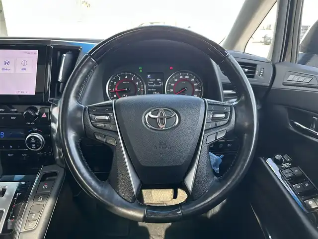 トヨタ アルファード S Cパッケージ 静岡県 2020(令2)年 6.4万km ブラック サンルーフ/トヨタセーフティーセンス/純正9インチディスプレイオーディオ/FM/AM/CD/DVD/Bluetooth/フルセグTV/フリップダウンモニター/両側電動スライドドア/クルーズコントロール/ビルトインETC/バックカメラ/前後ドラレコ/LEDヘッドライト/オートライト/オートハイビーム/デジタルインナーミラー/パワーバックドア/保証書/取扱説明書