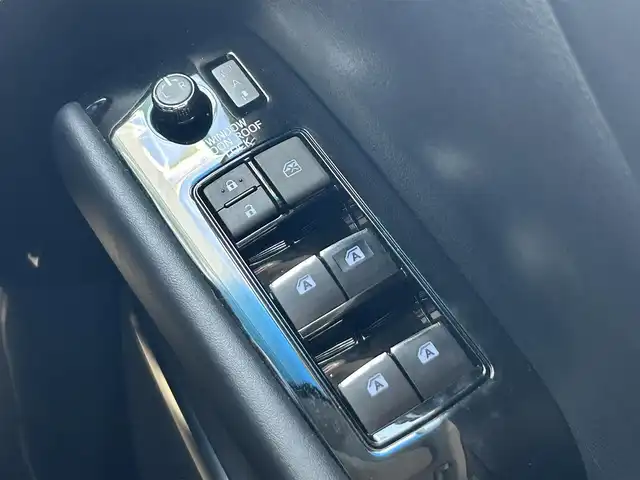 トヨタ アルファード S Cパッケージ 静岡県 2020(令2)年 6.4万km ブラック サンルーフ/トヨタセーフティーセンス/純正9インチディスプレイオーディオ/FM/AM/CD/DVD/Bluetooth/フルセグTV/フリップダウンモニター/両側電動スライドドア/クルーズコントロール/ビルトインETC/バックカメラ/前後ドラレコ/LEDヘッドライト/オートライト/オートハイビーム/デジタルインナーミラー/パワーバックドア/保証書/取扱説明書