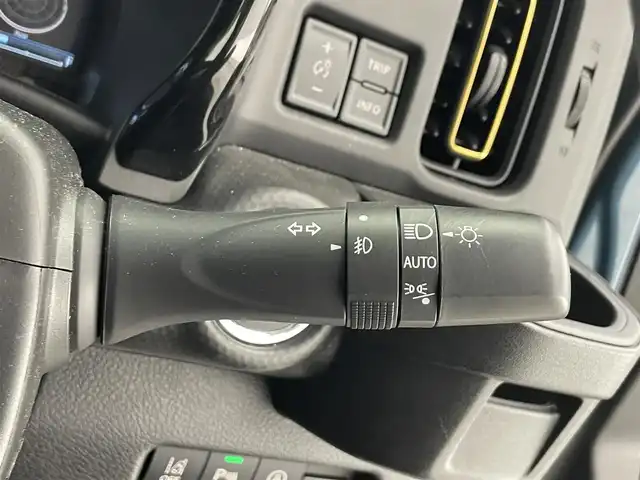 スズキ ハスラー HYBRID X 滋賀県 2024(令6)年 0.5万km デニムブルー ガンメタリック 2トーン 純正9型ナビ/（BT/CD/DVD/USB/AppleCarPlay/AndroidAuto/フルセグ）/全方位カメラ/シートヒーター/衝突被害軽減ブレーキ/レーダークルーズコントロール/レーンキープアシスト/アイドリングストップ/横滑り防止装置/ステアリングスイッチ/クリアランスソナー/オートライト/LEDヘッドライト